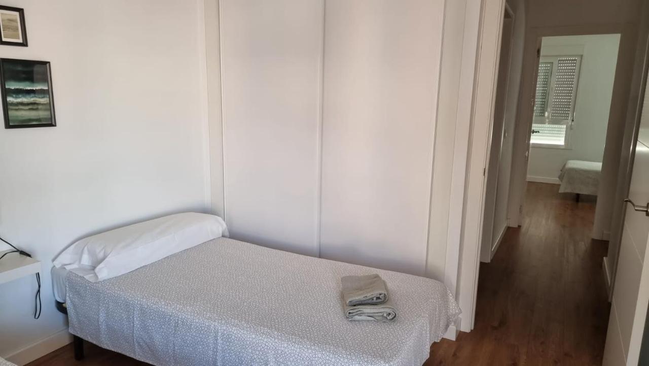 Piso Centrico Reformado / Apartment In The Center Nerja Bagian luar foto