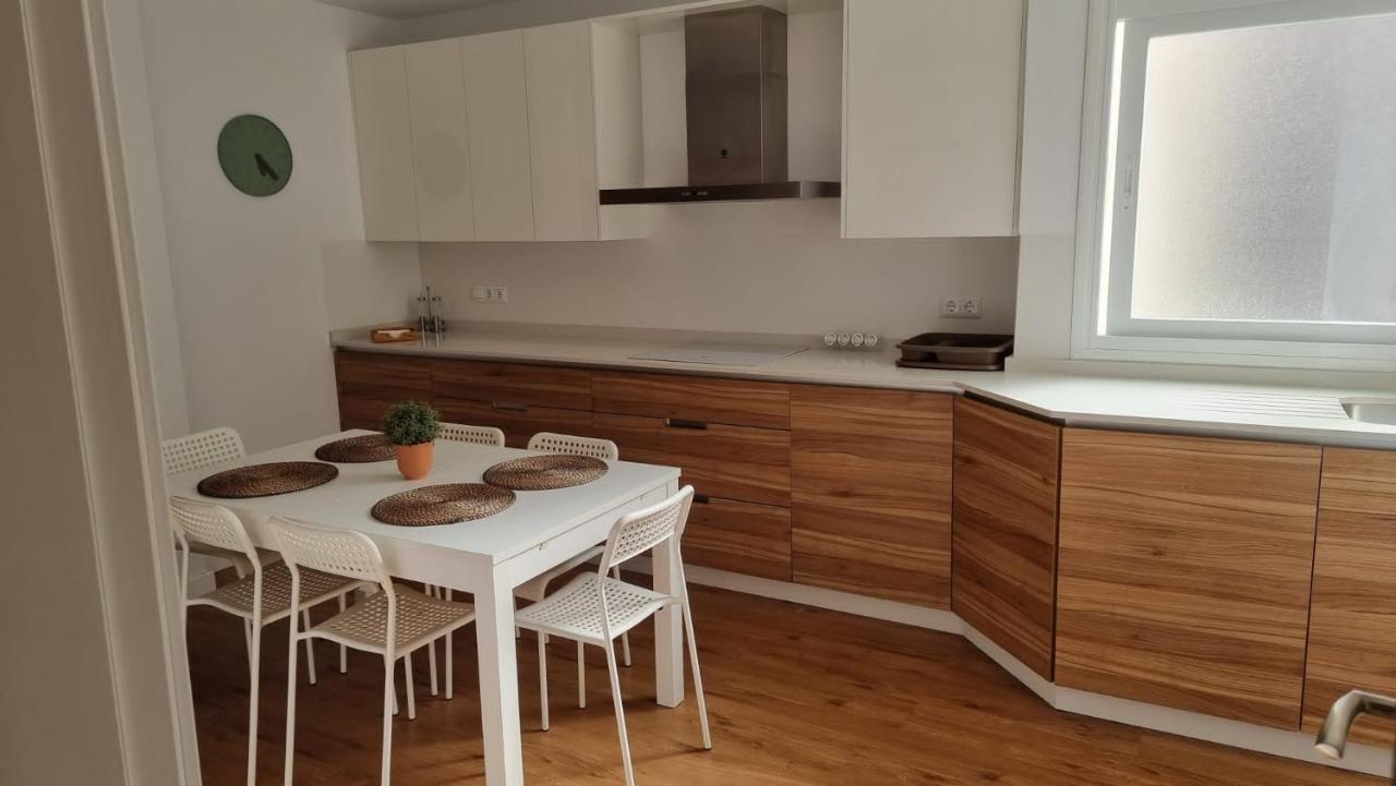 Piso Centrico Reformado / Apartment In The Center Nerja Bagian luar foto